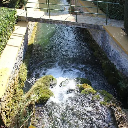 Le Moulin